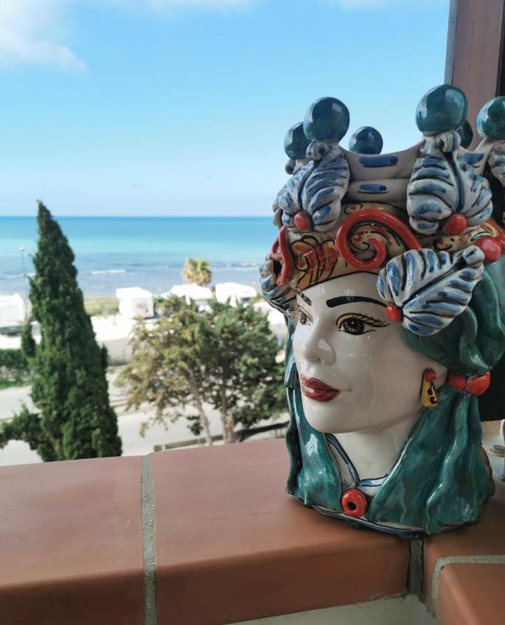 Frontemare Locazione Turistica Hotel Порто Емпедокле Екстериор снимка